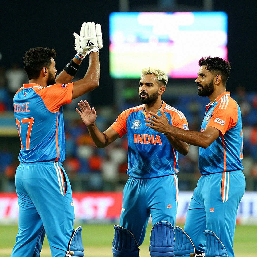 বুমরাহকে কম খেলানোর পরামর্শ: শাস্ত্রীর কথার চেয়ে সিলেকশন শিটই বেশি স্পষ্ট কথা বলে