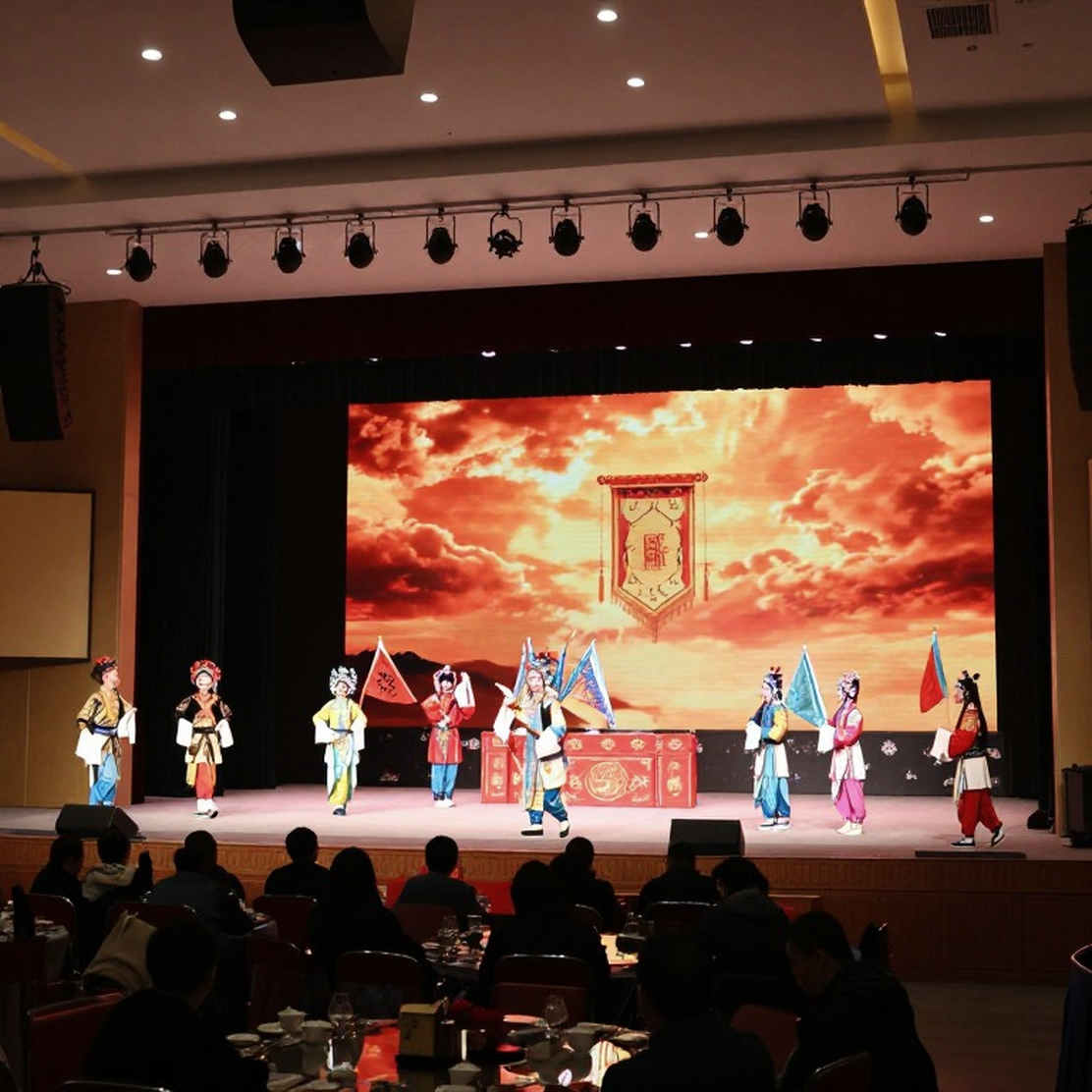 প্রকাশভঙ্গিমা আর দর্শনীয়তা এক নয়: দাবাকে 'একঘেয়ে' বলার হিসাবটা কোথায় গিয়ে ঠেকে